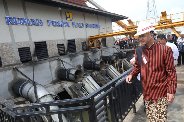 Dua Pompa Rusak, Gubenur Langsung Sidak Rumah Pompa Kali Sringin Genuk Kaligawe